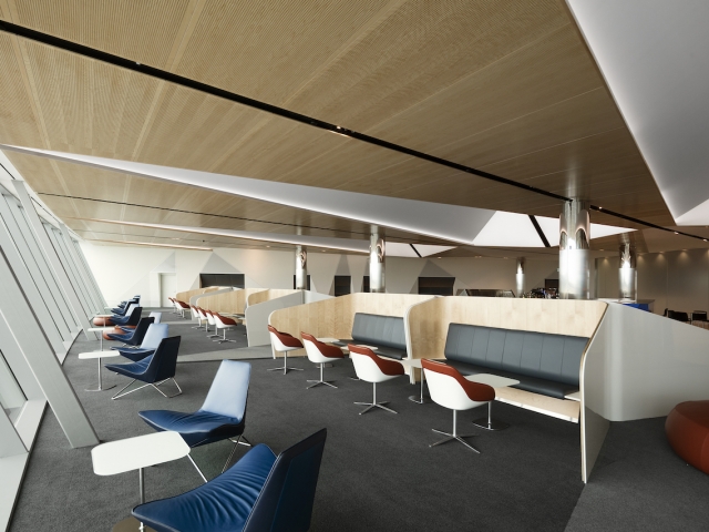 State-of-the-Art Futuristic Airport 4
